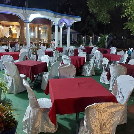 Mrd Beach Hotel Trincomalee Exterior photo
