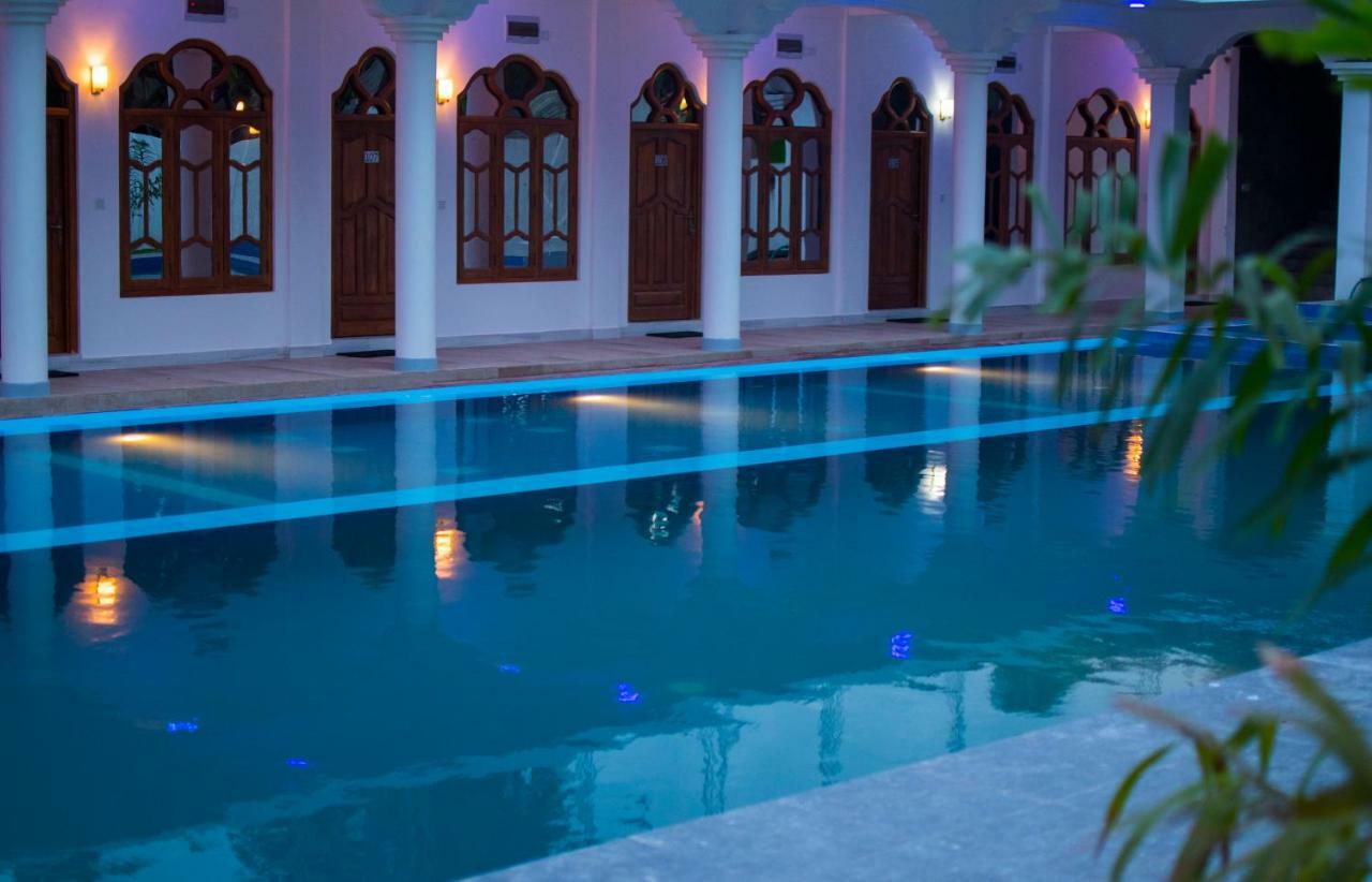 Mrd Beach Hotel Trincomalee Exterior photo